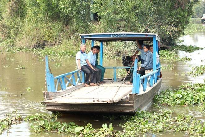Nông dân Long An mong ngóng những 'Nhịp cầu ước mơ'