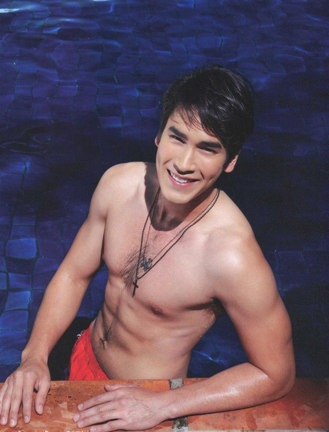 With perfect body Nadech never afraid to undress when photographed.