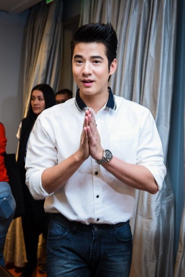 Mario Maurer handsome looks.