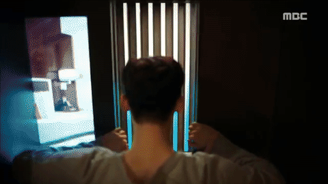 Kang Chul lại cảm thấy giận dữ và trống rỗng