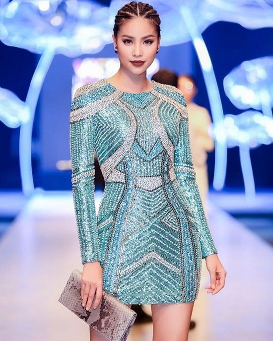 TÓC TẾT CHIẾN BINH ĐẸP KHOẺ KHOẮN NHƯ PHẠM HƯƠNG