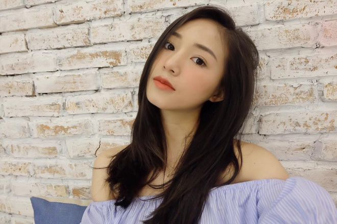 Những kiểu tóc khuyên dùng đi kèm với chiếc áo trễ vai đang gây sốt Những kiểu tóc khuyên dùng đi kèm với chiếc áo trễ vai đang gây sốt