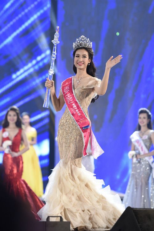 Trở thành Hoa hậu Việt Nam 2016, Đỗ Mỹ Linh sẽ mang trên mình trọng trách lớn cùng các hoạt động thiện nguyện.