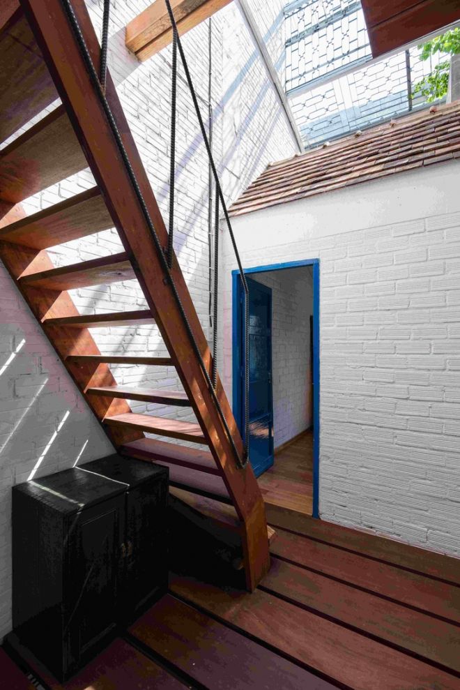 11-a21studio-a-home-where-the-rooms-look-like-a-small-village-www-designstack-co
