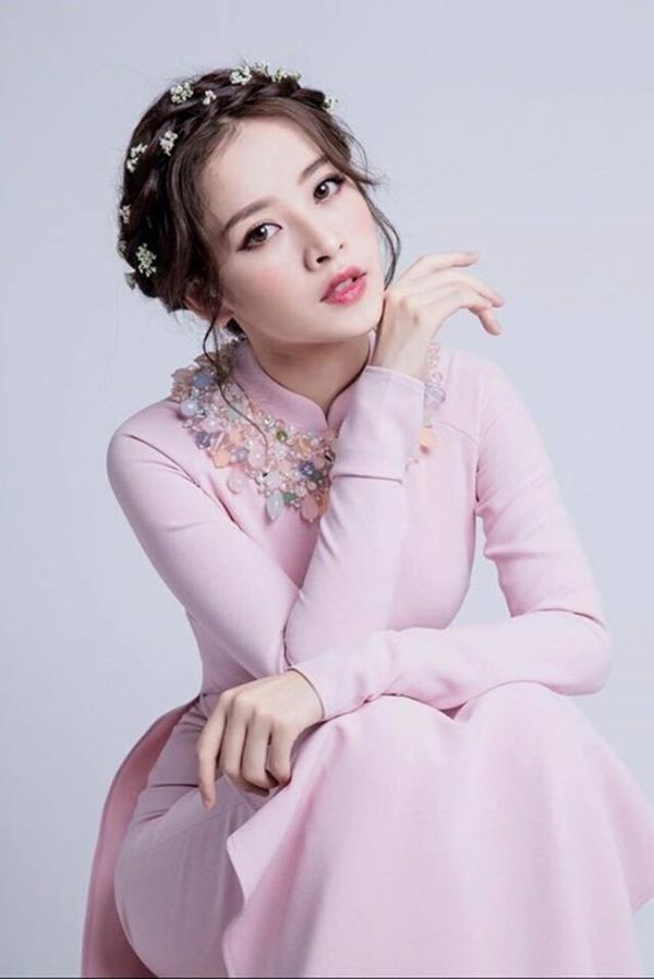 Xuất thân là một hot girl đình đám Hà thành, bằng sự nỗ lực không ngừng nghỉ, Chi Pu đã trở thành một trong số những nghệ sĩ trẻ nổi bật nhất hiện nay.