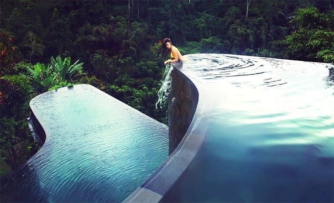 Ubud Hanging Gardens Hotel nằm tại Bali - một hòn đảo huyền diệu của Indonesia, được biết đến trên toàn thế giới với phong cảnh mê hoặc.