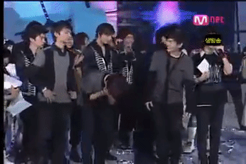 SHINee cũng vậy.
