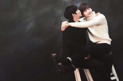 tumblr_nmt4t0gqvg1stmypwo1_r1_500 tumblr_nmt4t0gqvg1stmypwo1_r1_500 Hành trình tình bạn của Lee Jong Suk và Yoon Kyun Sang Hành trình tình bạn của Lee Jong Suk và Yoon Kyun Sang tumblr nmt4t0gqvg1stmypwo1 r1 500