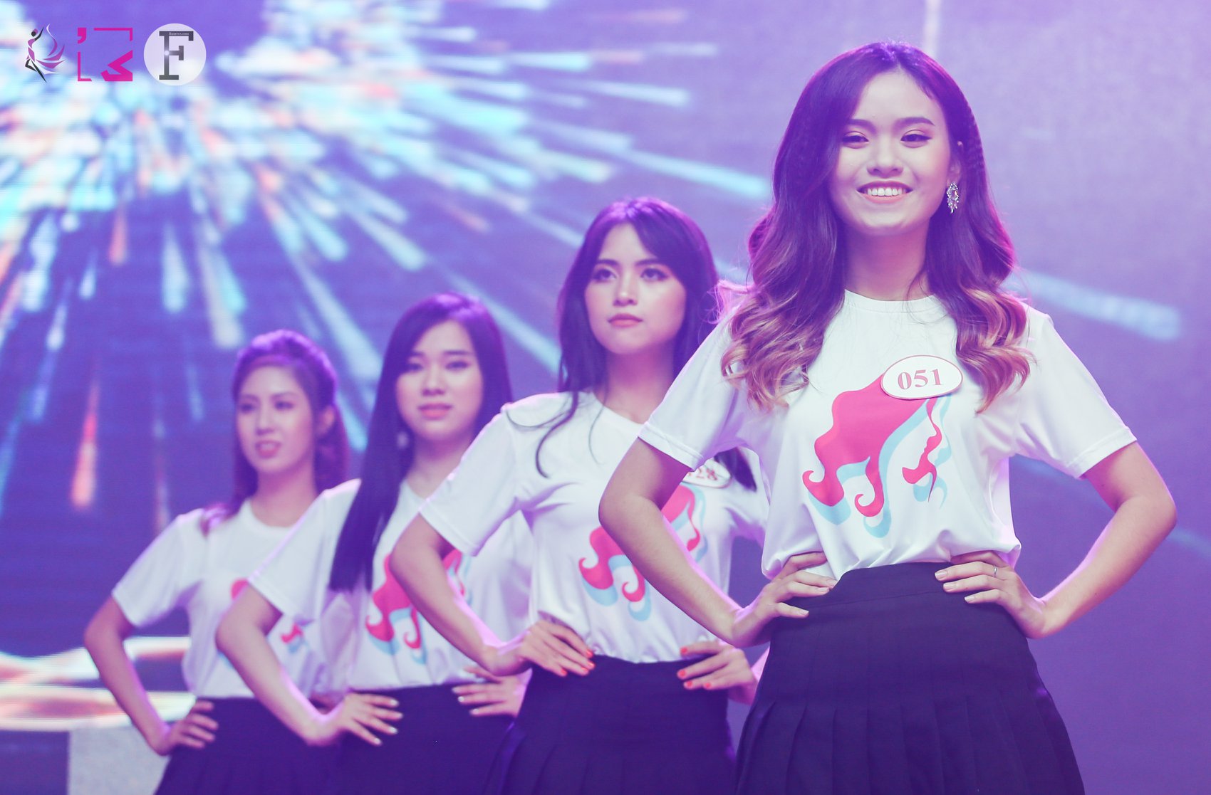 Dàn thí sinh xinh đẹp trước giờ diễn ra đêm chung kết.