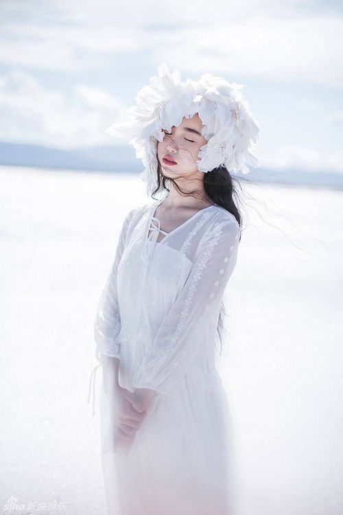 Gương mặt xinh đẹp thuần khiết, Zhang Xin Yuan còn có biệt danh là “nàng Bạch Tuyết” của Trung Quốc.