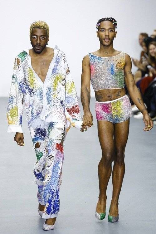 saostar - mẫu nam gây sốc - London Fashion Week (8)