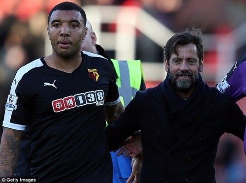 Troy Deeney rất cảm kích HLV Quique Sanchez Flores đã tin tưởng và giúp anh tiếp tục tung hoành trên sân cỏ.