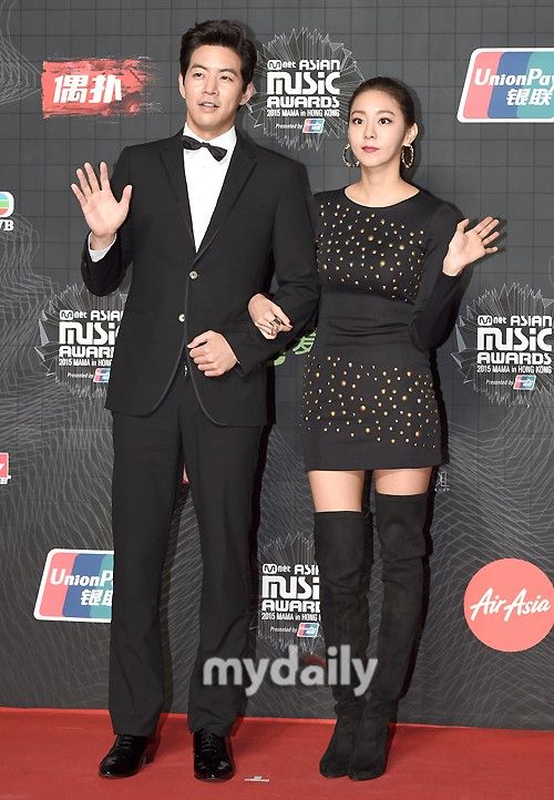 UEE và tài tử Lee Sang Yoon.