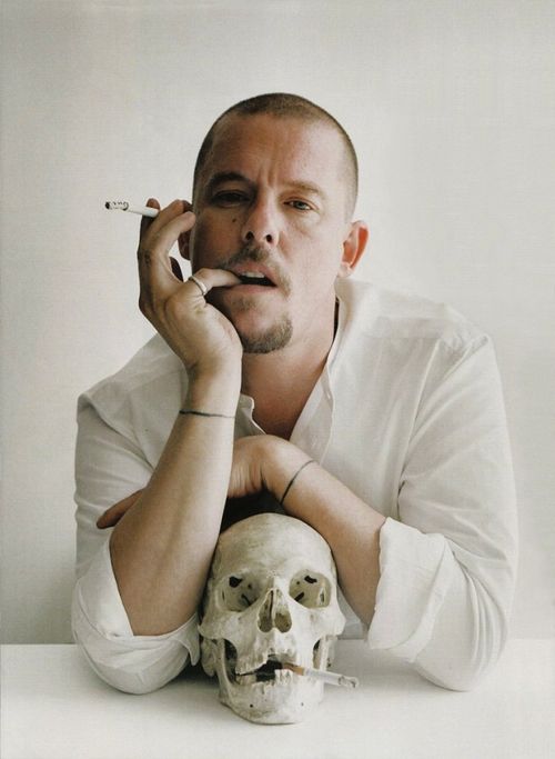 lee_alexander_mcqueen_shop_brands_tax_free