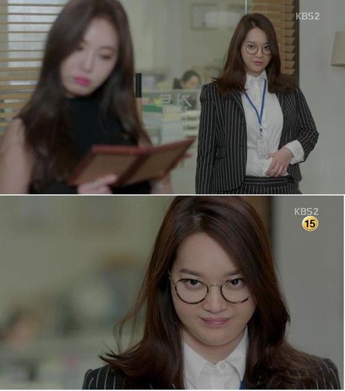 Trong tập đầu tiên, nhân vật của Shin Min Ah xuất hiện với hình ảnh luật sư thành đạt, làm việc tại hãng luật lớn. Một lần, Joo Eun tiếp một vị khách nữ có thân hình gợi cảm, diện bộ váy đen bắt mắt. Đứng trước người phụ nữ này, Joo Eun có phần thiếu tự tin. Vị khách nữ quan sát phòng làm việc, trông thấy bức ảnh cũ của Joo Eun và bạn trai Woo Shik, người phụ nữ hỏi: “ Anh ta là vận động viên bơi lội đúng không? Còn cô gái bên cạnh là ai vậy?”, cô gái mà vị khách nhắc đến là Joo Eun thời vẫn còn thon thả. Cảnh quay thể hiện ngoại hình đối lập của Joo Eun với quá khứ được thống kê có 399.864 lượt xem.