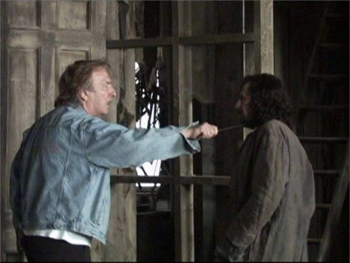 Alan Rickman and Gary Oldman behind the scenes of Prisoner of Azkaban practicing scenes together before Alan is snapeafied