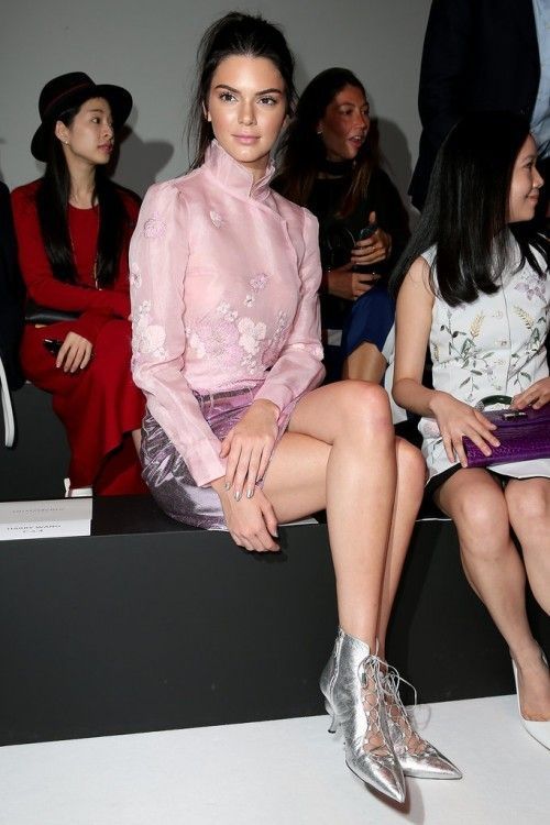 Kendall-Jenner-Shoe-Styling-Trick