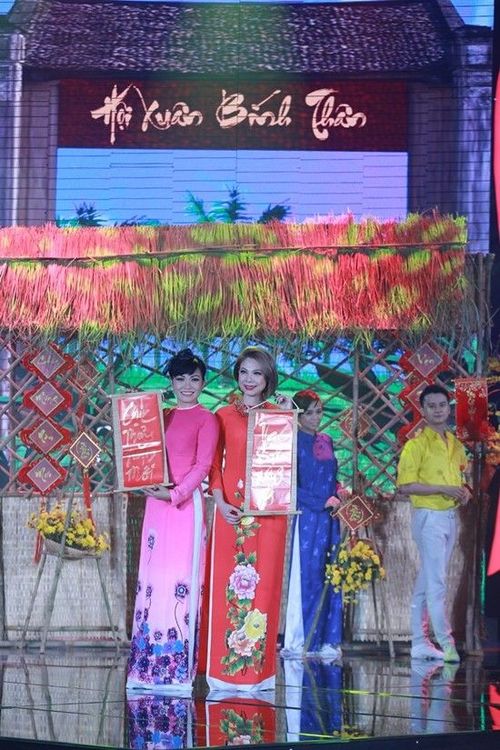 Lần đầu song ca cùng nhau, Phương Thanh cùng Thanh Thảo mang đến Liên khúc câu chuyện đầu năm.
