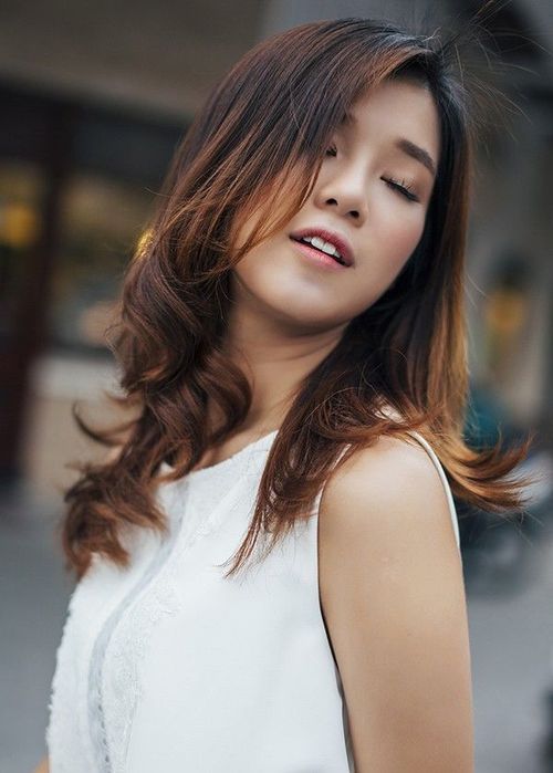 Tóc nâu môi trầm này đã xưa rồi, Chibi chỉ yêu thích tóc nâu môi hồng mà thôi.