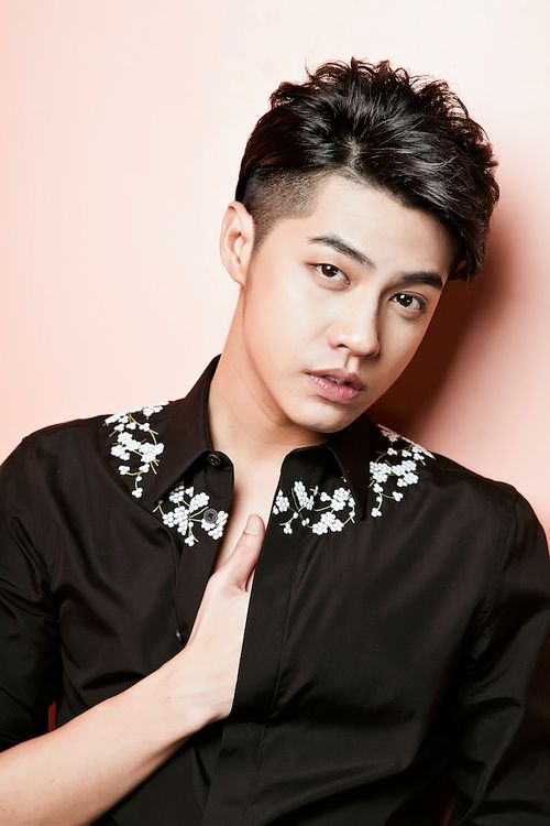 Chỉ còn 11 ngày, Noo Phước Thịnh bất ngờ ‘biến mất’ trên poster đêm nhạc có EXID - Seventeen Chỉ còn 11 ngày, Noo Phước Thịnh bất ngờ ‘biến mất’ trên poster đêm nhạc có EXID - Seventeen
