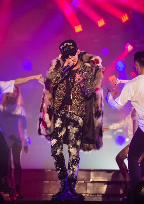 5 điểm đặc biệt khiến G-Dragon cứ lên sân khấu là fan chỉ muốn ‘xin chết’ 5 điểm đặc biệt khiến G-Dragon cứ lên sân khấu là fan chỉ muốn ‘xin chết’