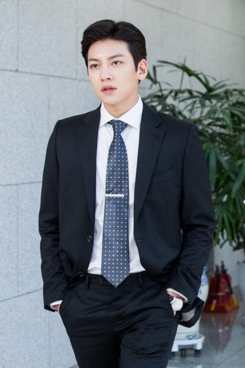 Ji Chang Wook - Một tắc kè hoa đúng nghĩa của màn ảnh xứ Hàn