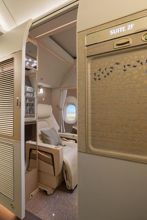 Chuyến bay có khoang hạng nhất ‘xịn’ nhất quả đất