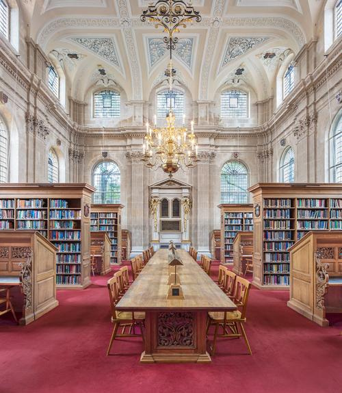 Choáng ngợp trước vẻ lộng lẫy và hoành tráng của 13 thư viện vĩ đại nhất trên thế giới - Ảnh 12.