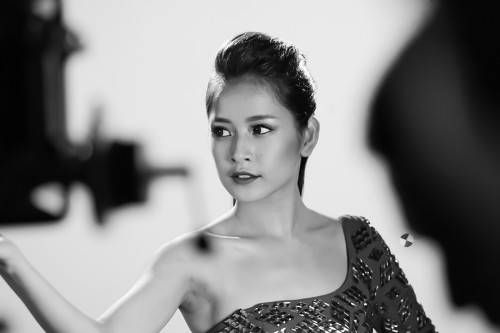Chỉ vòng 2 năm bén duyên với môn nghệ thuật tứ 7, cô gái Hà Nội có nhiều vai diễn gây chú ý trong cả lĩnh vực phim truyền hình và điện ảnh.