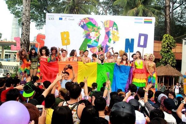 Việt Pride thật sự là một lễ hội có bổ ích và mang nhiều ý nghĩa đối với cộng đồng LGBT Việt Nam.