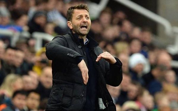 9. Tim Sherwood (Aston Villa- 2 triệu bảng/ mùa): Dù giúp đội chủ sân Villa Park vào đến chung kết FA Cup mùa giải trước, tuy nhiên, thành tích bết bát tại Premier League hiện tại khiến nhà cầm quân 46 tuổi phải đương đầu với rất nhiều chỉ trích từ người hâm mộ.