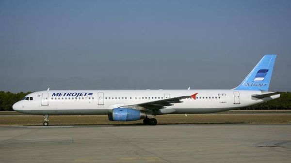 Máy bay Airbus A-321 đang trên hành trình chở 224 người bao gồm chủ yếu khách du lịch Nga trở về sau kỳ nghỉ tại Sinai (Ai Cập).