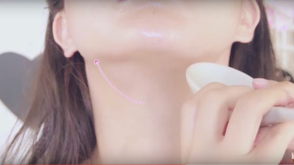 Massage mặt 7