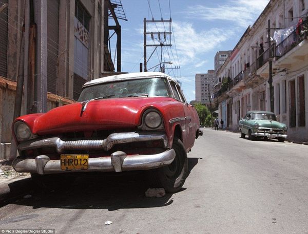 congvienkyJurachoxeotocoCuba-18