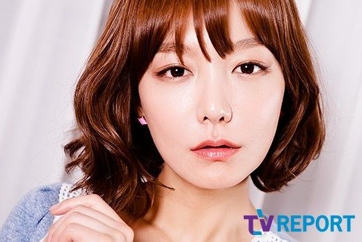 Nữ diễn viên Shin So Yul không chỉ bị lừa tiền 1 mà tới 2 lần. Ngôi sao Reply 1997 kể lại sự việc trong nước mắt khi tham gia show truyền hình Full House.