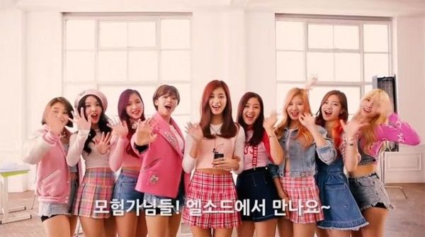 Các thương hiệu mà TWICE quảng bá khá đa dạng, từ mỹ phẩm, điện thoại, video game, thời trang, ... thu về 1,55 triệu USD. Trong TWICE, thành viên Tzuyu nổi trội hơn cả về ngoại hình, có tiềm năng trở thành nữ hoàng quảng cáo.