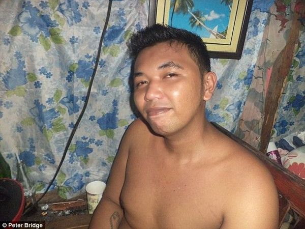 saohuyettochuckhieudamtreemquamangPhilippines-11