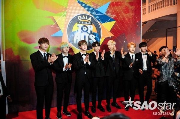 BTS thân thiện gửi lời chào bằng Tiếng Việt