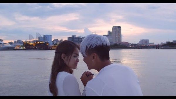 Bộ phim giúp Thủy Top (Huỳnh Minh Thủy) lột xác hoàn toàn khỏi hình tượng bốc lửa, trở nên nền nã, dịu dàng nhưng mạnh mẽ và cuốn hút.