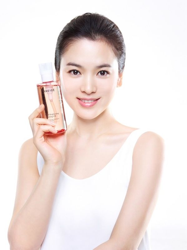 Tẩy trang là bước đầu tiên và tối quan trọng để có được một làn da đẹp.