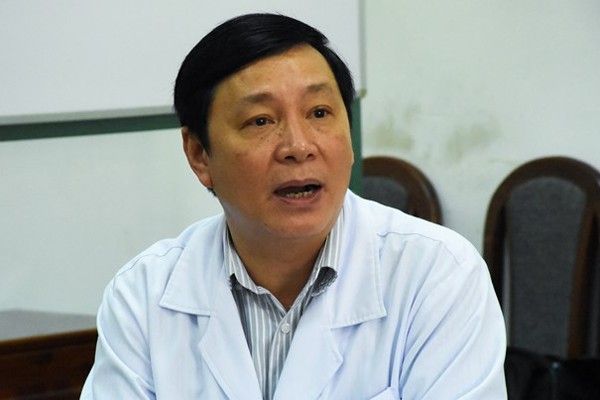 Giám đốc bệnh viện nói các bác sĩ đã làm dúng quy trình trong việc khám, điều trị cho bà Là.