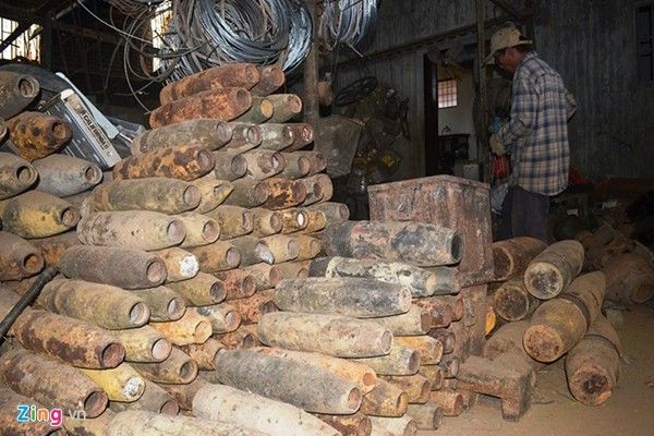 Một kho phế liệu chiến tranh ở huyện triệu Phong từng dự trữ hàng trăm vỏ bom.