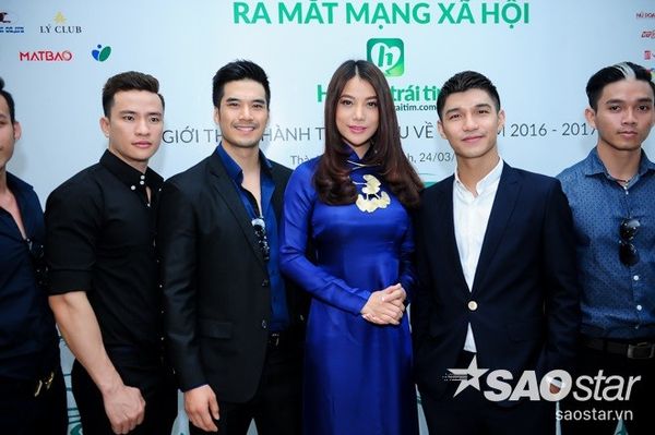 Sáng 24/3, Trương Ngọc Ánh nhận được sự quan tâm đặc biệt của giới truyền thông khi cùng dàn trai đẹp phim Truy sát như Thiên Nguyên hay Cường Seven… góp mặt trong buổi công bố và giới thiệu mạng xã hội nhân đạo mang tên Hiểu về trái tim tại TP HCM.
