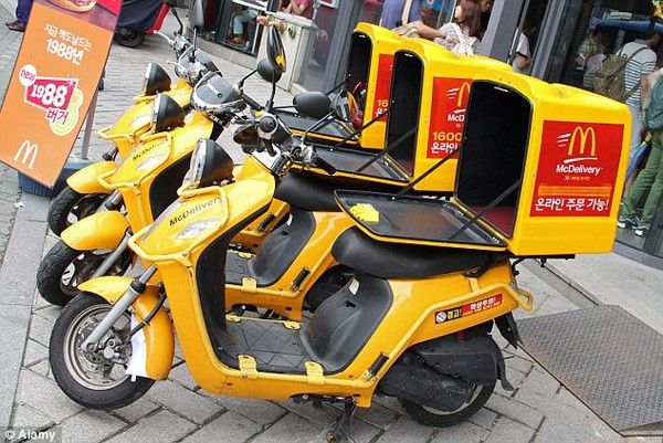 Những chiếc xe giao hàng là hình ảnh quen thuộc tại Hàn Quốc.