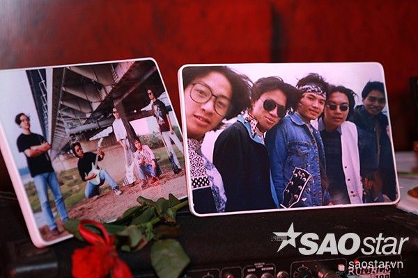 Các thành viên ban nhạc Bức Tường những ngày đầu mới thành lập.