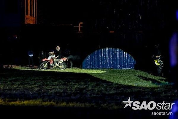 Không thể thiếu những chiếc xe moto phân khối lớn.