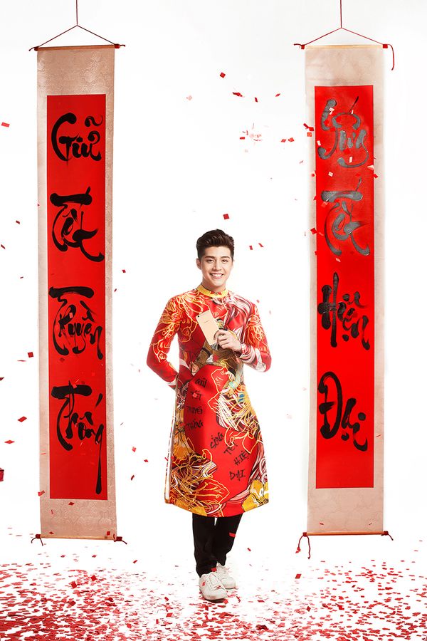 Đại diện cho biểu tượng “Ông đồ” với thông điệp “Đại cát an khang”, Noo Phước Thịnh là một minh chứng cho sự nỗ lực không ngừng và niềm tin vào đam mê để gặt hát được thành công, hạnh phúc.