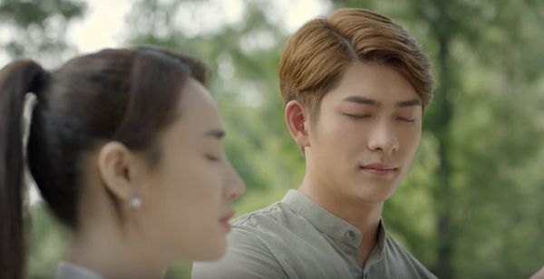Linh hồi tưởng lại lúc cùng ước nguyện với Junsu. Nhiều fan Tuổi thanh xuân đã dự đoán rất nhiều viễn cảnh ở tập tiếp theo. Liệu Linh có buông tay hay không? Đó là chưa kể Junsu phải đối mặt ra sao với cảm xúc của chính mình trước Linh và Cynthia, việc lựa chọn ai giữa hai người đều là quyết định khó khăn đối với chính anh ngay lúc này. Quả thật, đường đến cái kết trong mơ vẫn còn quá xa xôi và cách trở.