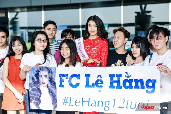 Phạm Hương rạng rỡ tiễn Lệ Hằng lên đường tham dự Miss Universe
