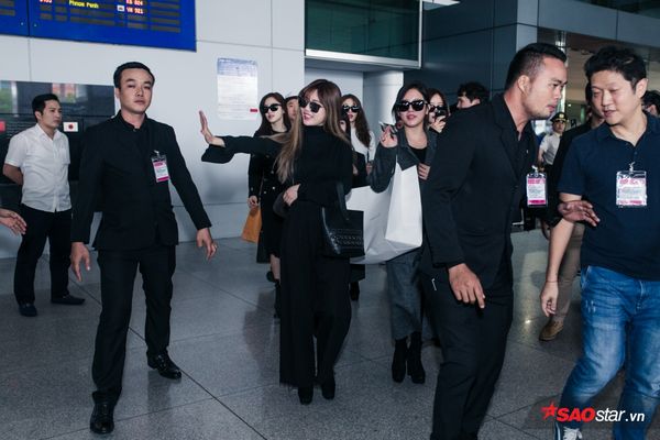 Lần thứ 5 sang Việt Nam, sức nóng của T-ara vẫn chưa hề hạ nhiệt! - Ảnh 4 Lần thứ 5 sang Việt Nam, sức nóng của T-ara vẫn chưa hề hạ nhiệt! - Ảnh 4